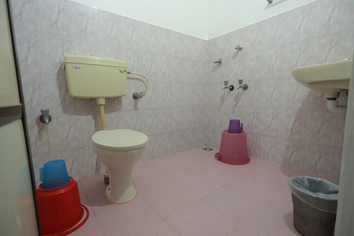 Room 40 of 51