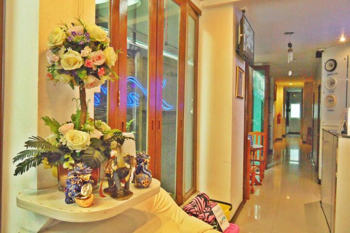 Yaya Residence