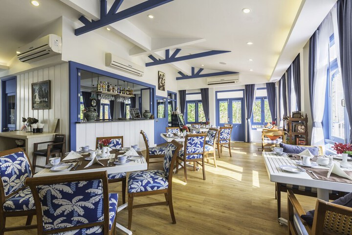 Restaurants