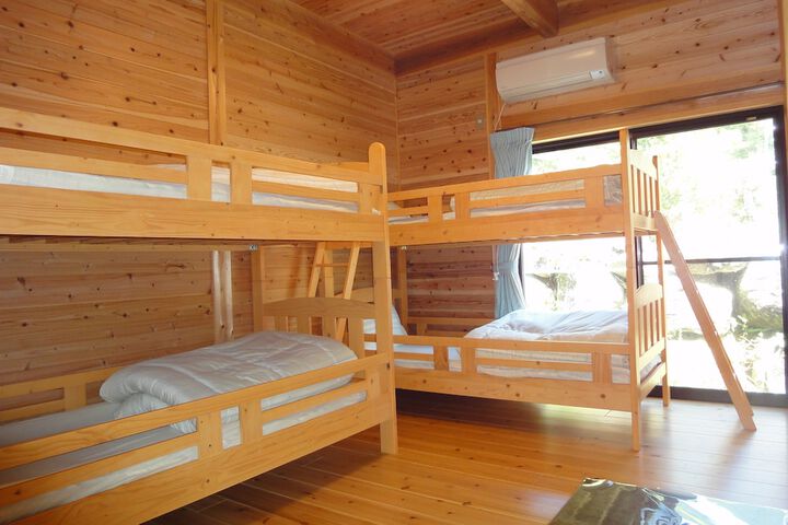 Room 3 of 15