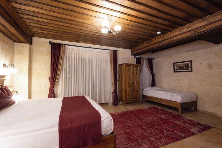 Room 29 of 90