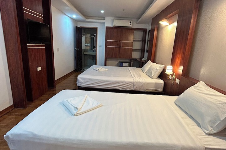 Room 58 of 155