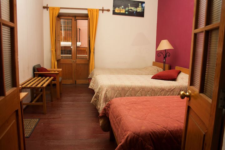 Room 6 of 49