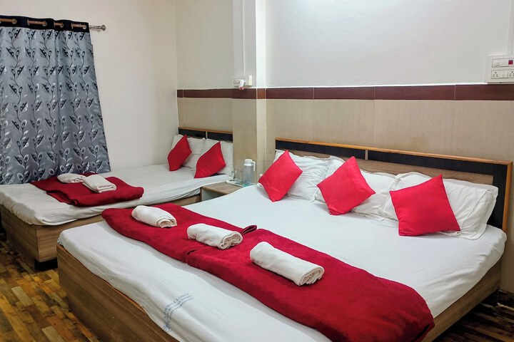 Room 9 of 31