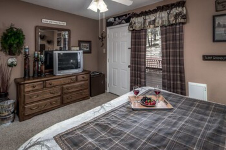 Room 26 of 28