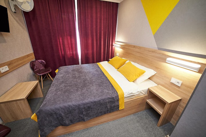 Room 10 of 54