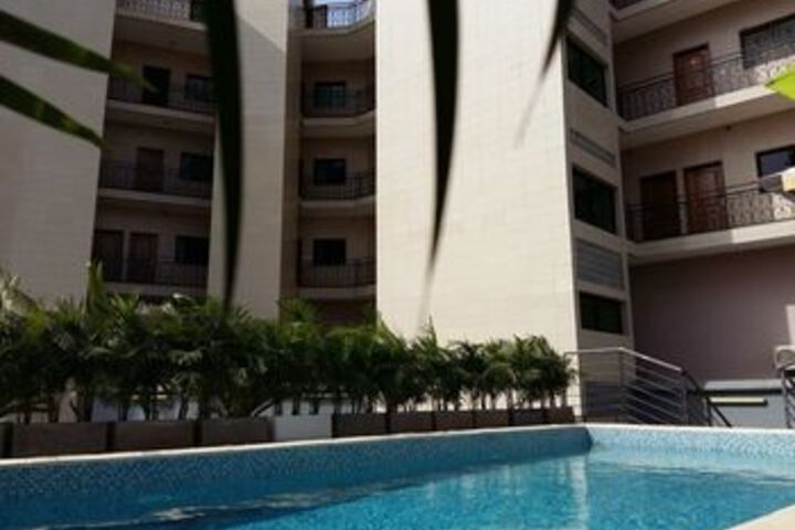 Hotel Exterior 21 of 95