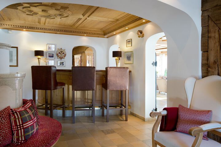 Hotel Interior 6 of 91