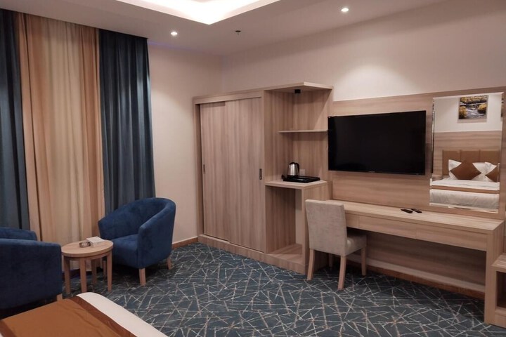 Room 17 of 21