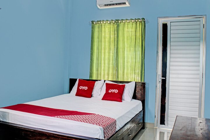 Room 4 of 20