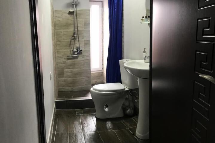 Room 11 of 11