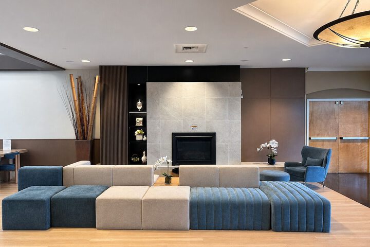Guest Lobby
