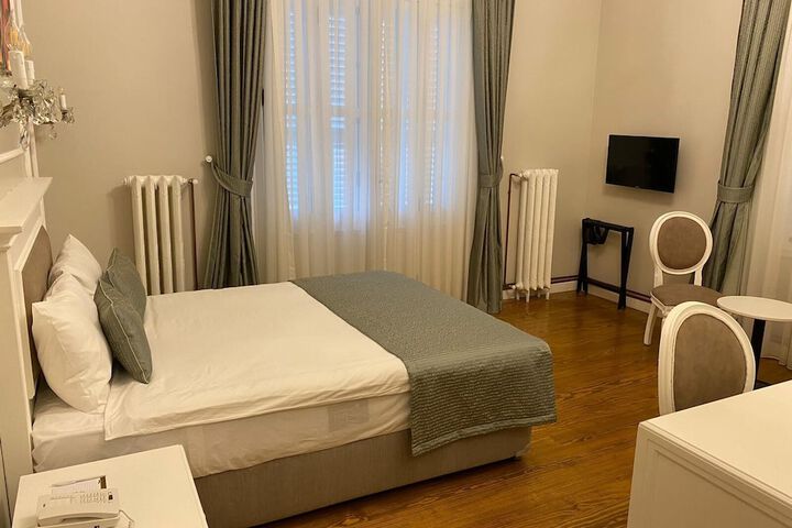 Room 21 of 71