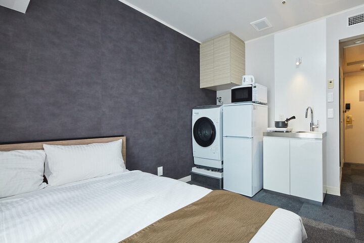 Room 30 of 108
