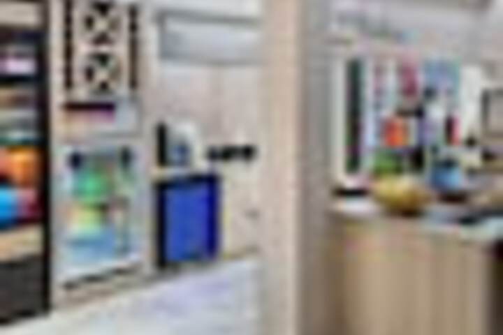 Snack bar