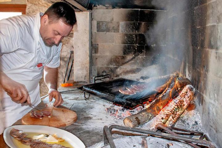General 44 of 48