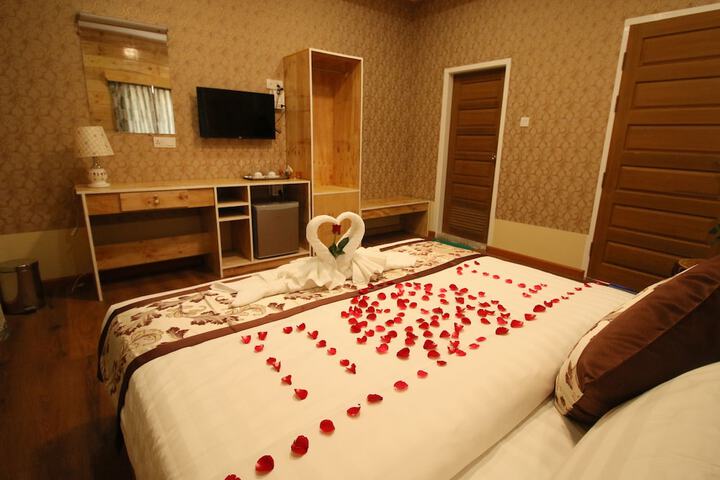 Room 7 of 14