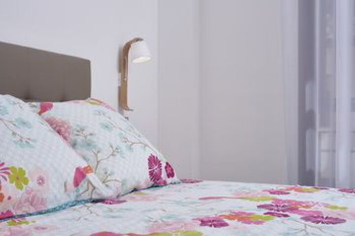 Room 6 of 25
