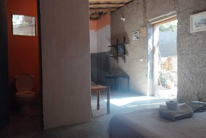 Room 3 of 21