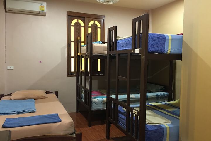 Room 15 of 25
