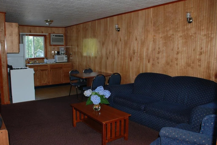 Exterior of FLAMINGO RESORT-LAKE GEORGE