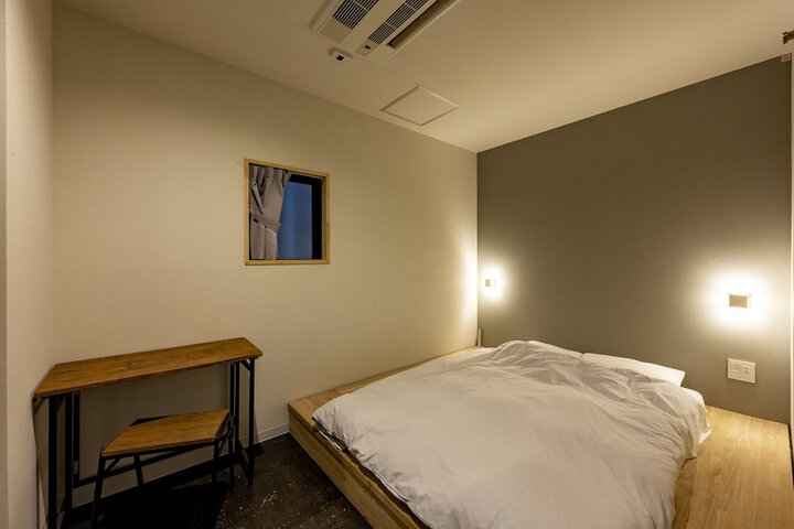 Room 12 of 56