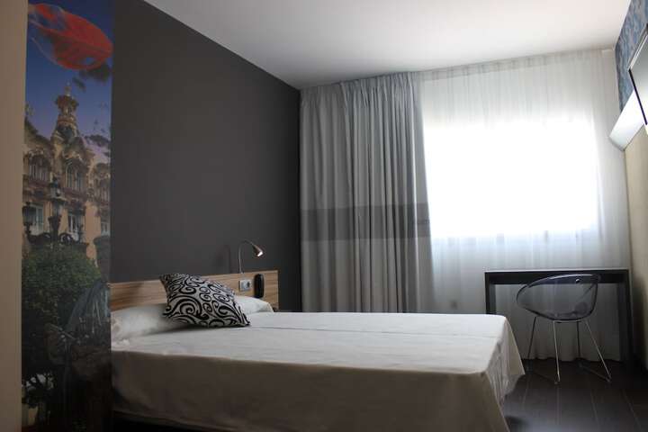 Room 12 of 45