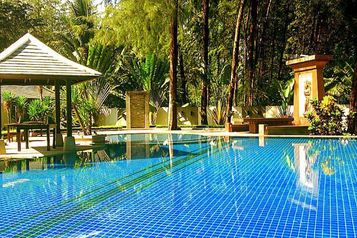 Pool 38 of 66