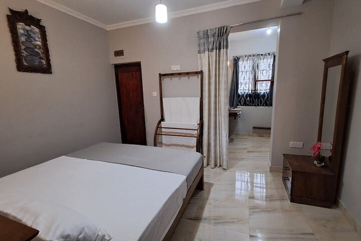 Room 19 of 68