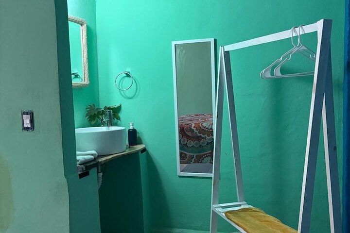 Room 18 of 60