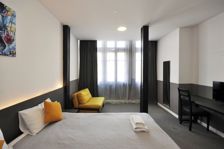 Room 27 of 41
