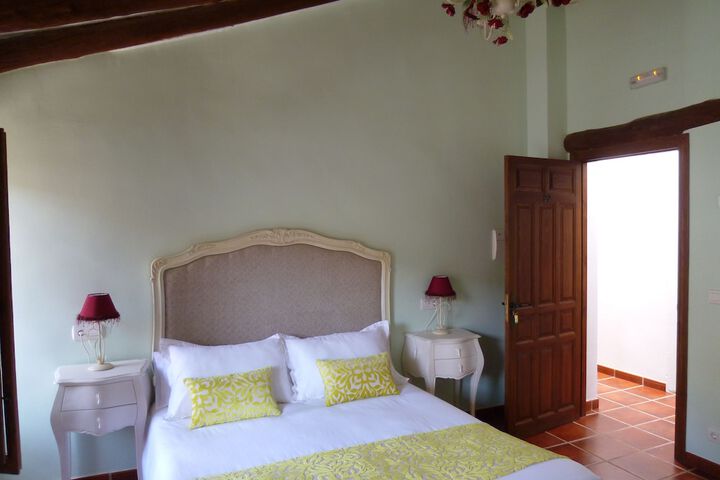 Room 6 of 23