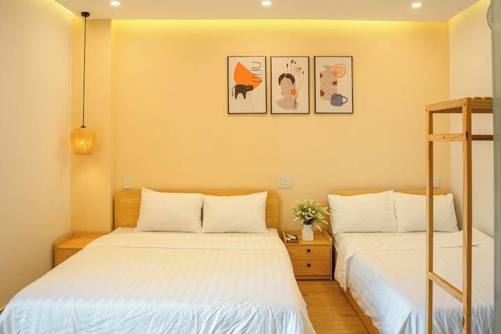 Room 10 of 63