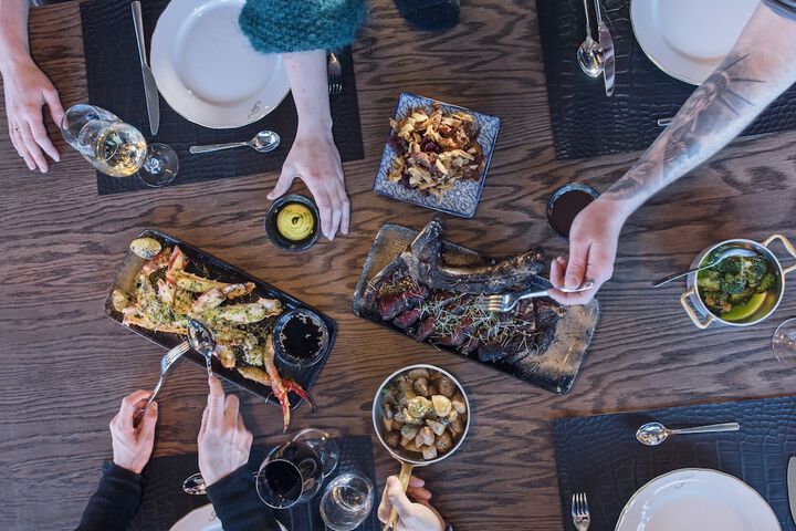 Dining 65 of 105
