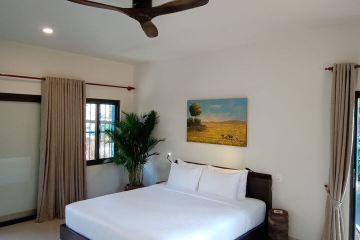 Room 35 of 178