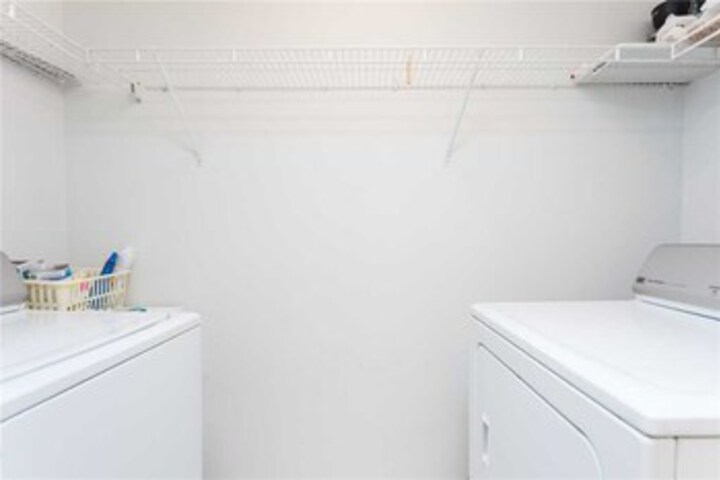 Laundry 7 of 18