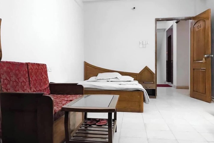 Room 2 of 12