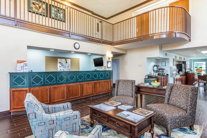 Hotel Lobby