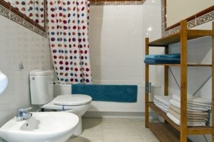 Room 2 of 22