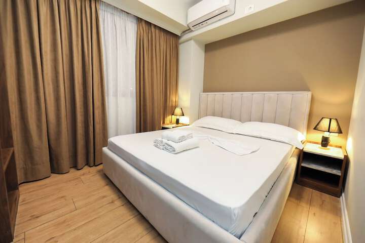 Room 15 of 73