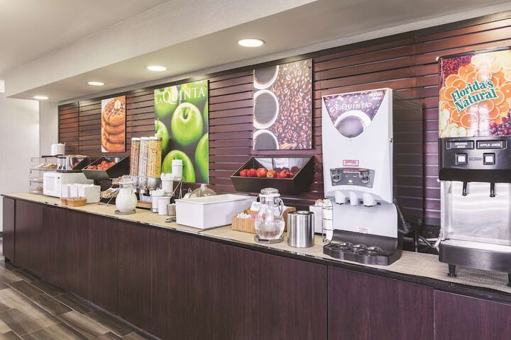 Breakfast buffet