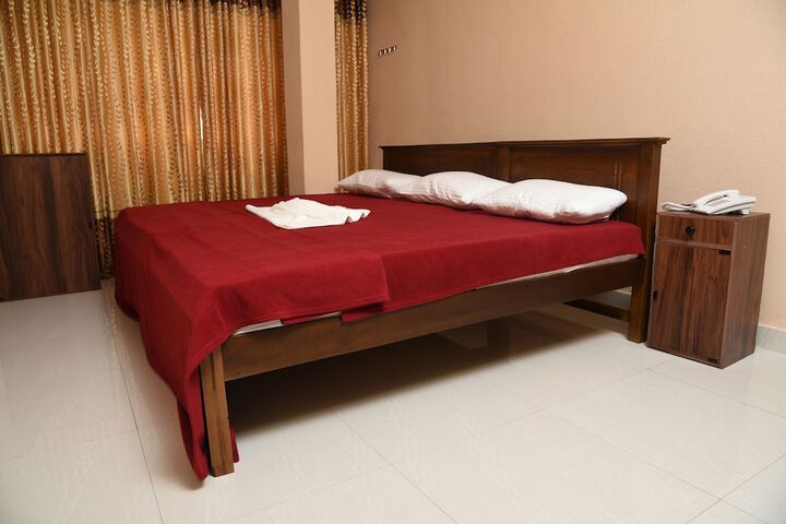 Room 6 of 46