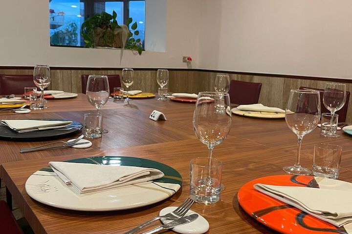 Dining 54 of 64