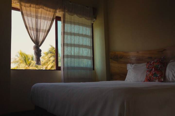 Room 25 of 60