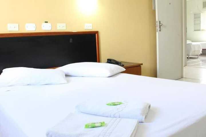 Room 7 of 28