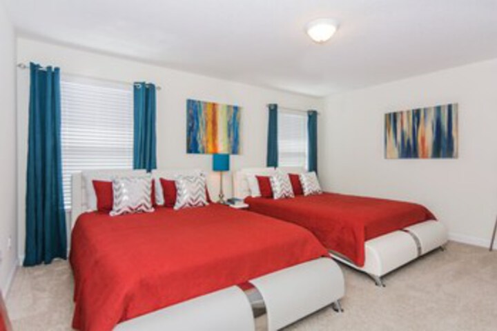 Room 68 of 85