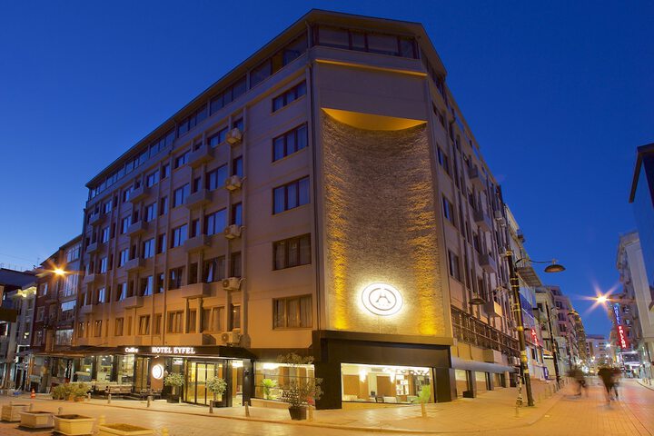 Hotel 47 of 48