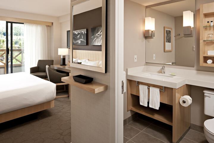 Room 3 of 39