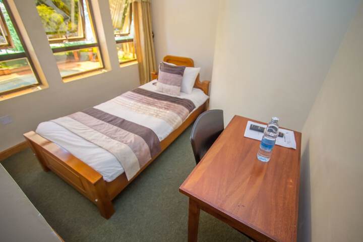 Room 6 of 58