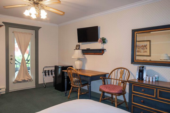 Room 8 of 31